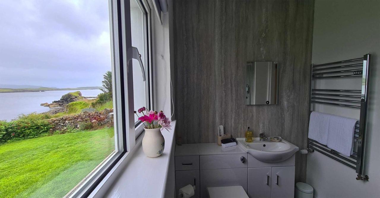 Tigh Beag Na Mara Apartment Roag Exterior foto